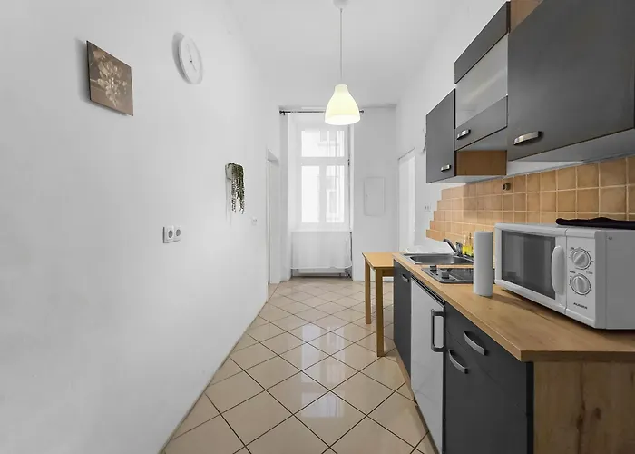 Three King-size Beds, Three Bedrooms Apartamento